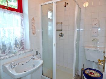 Bathroom with WC/shower/basin